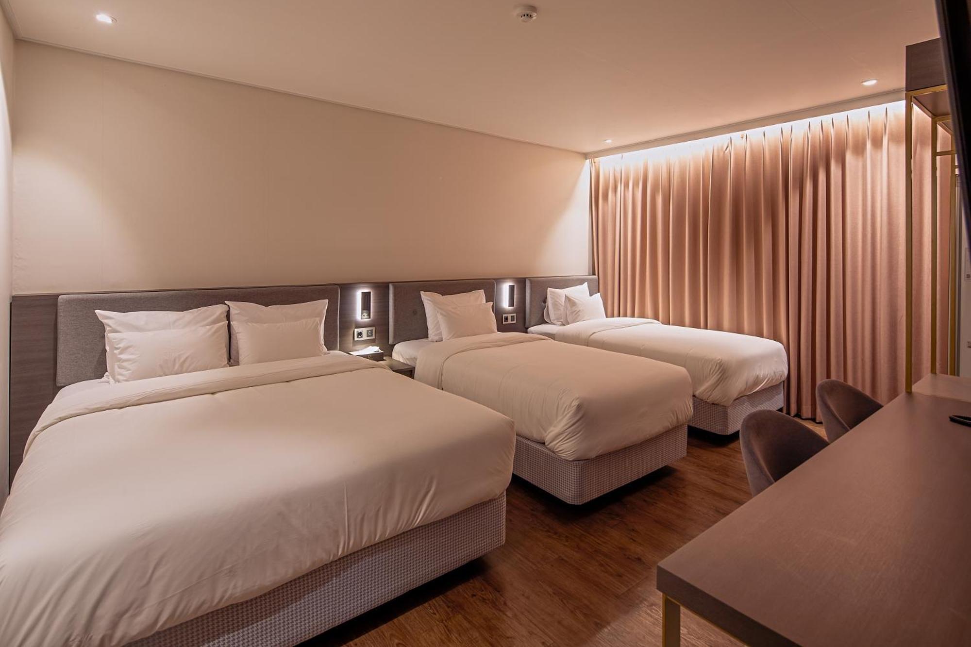 Cloud In Hotel Mokpo Peace Square Екстериор снимка