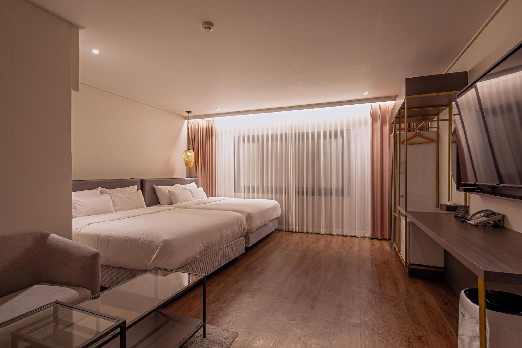 Cloud In Hotel Mokpo Peace Square Екстериор снимка